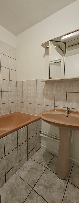 F3 secteur Commanderie - proche transports